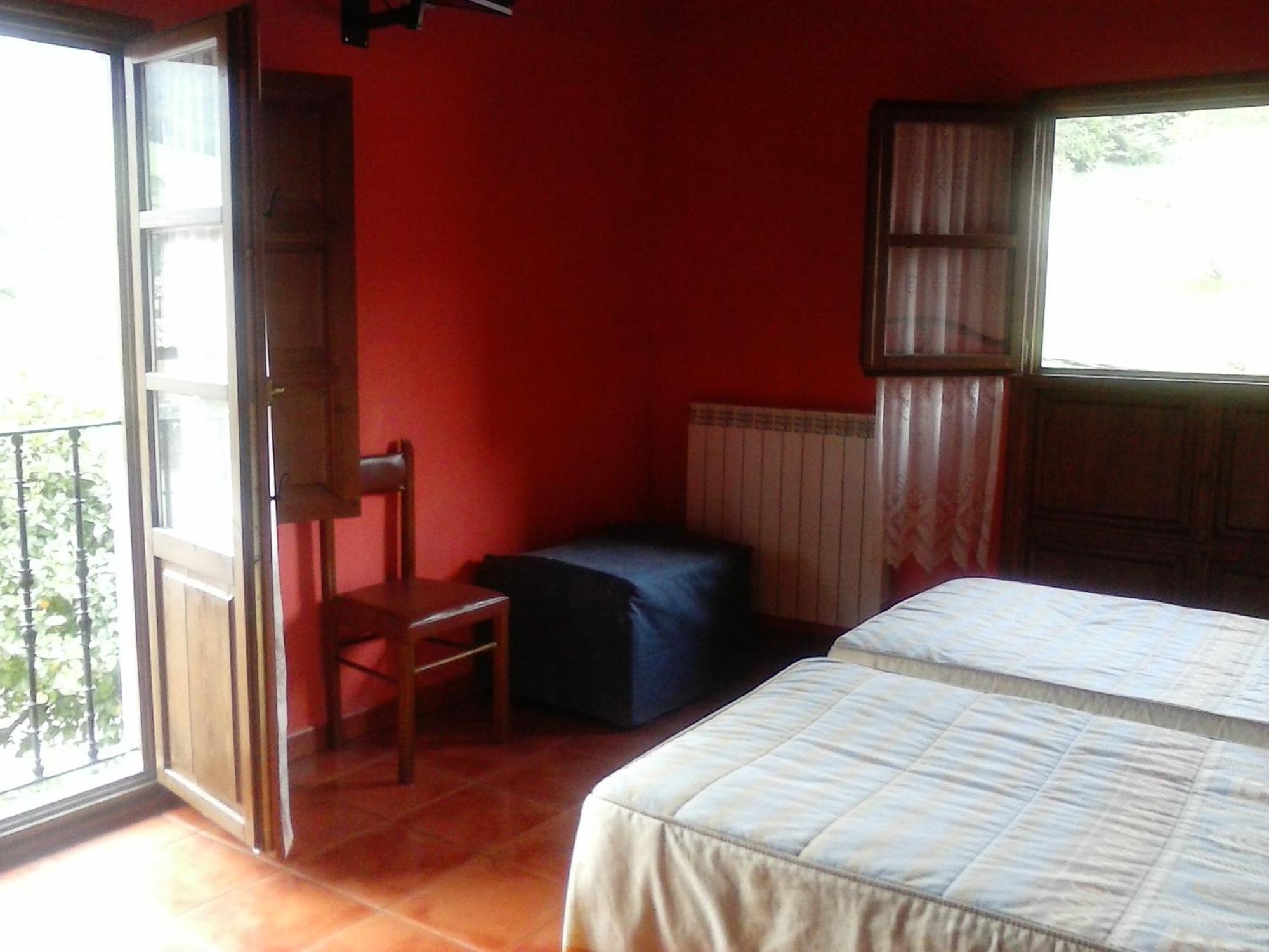 Hotel Rural La Casona Del Fraile Колунга Экстерьер фото